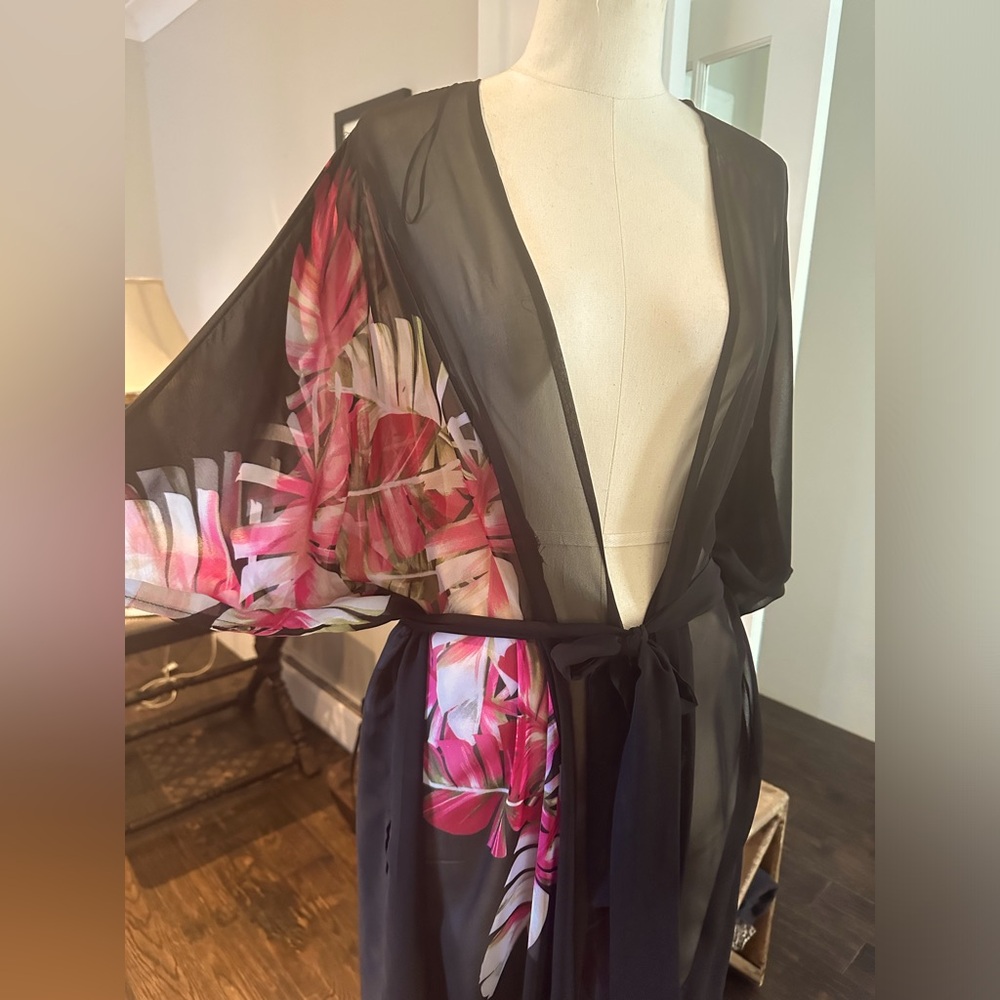 NWT cover up S/M